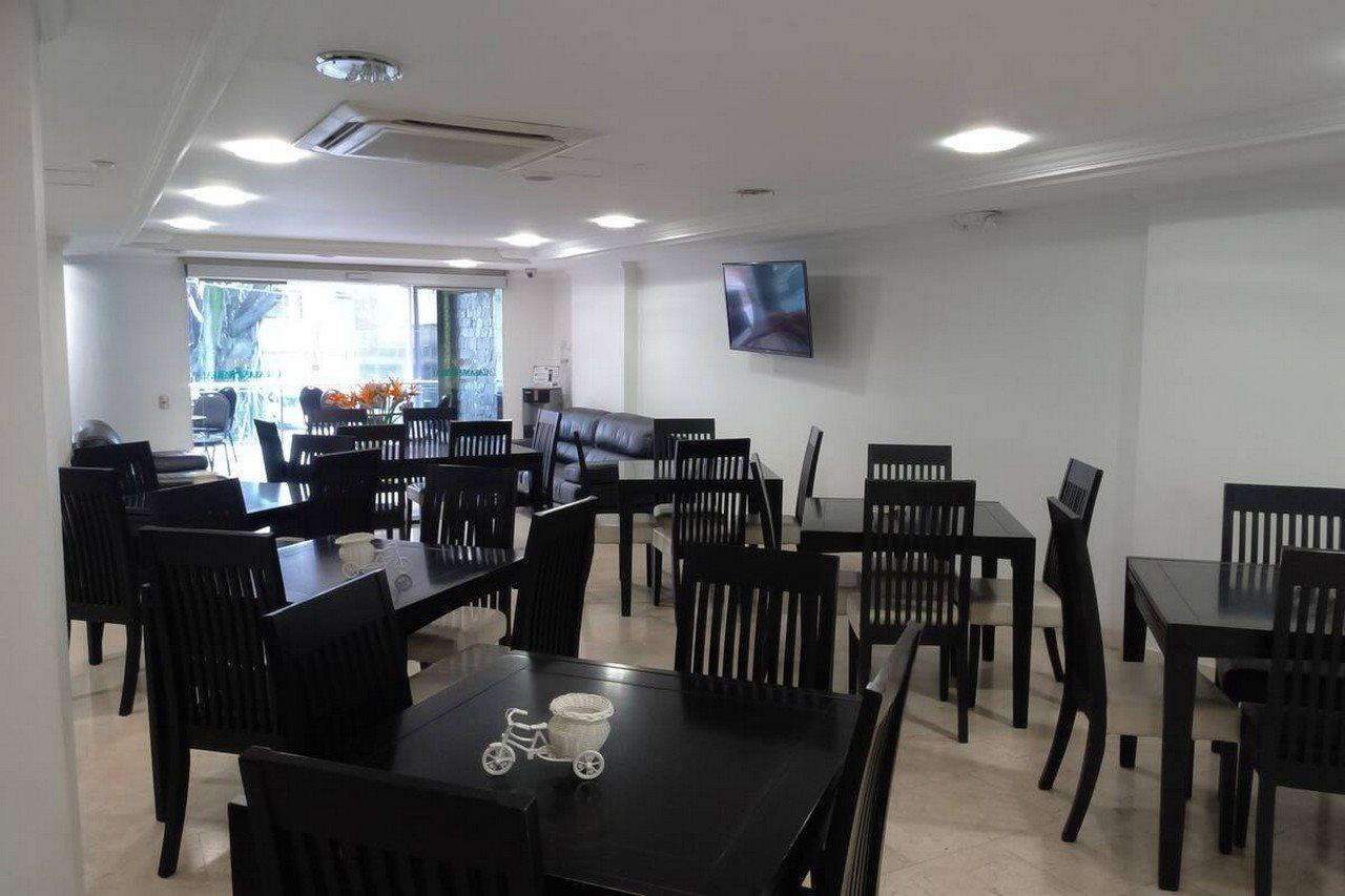 Hotel Calasanz Real Меделин Екстериор снимка