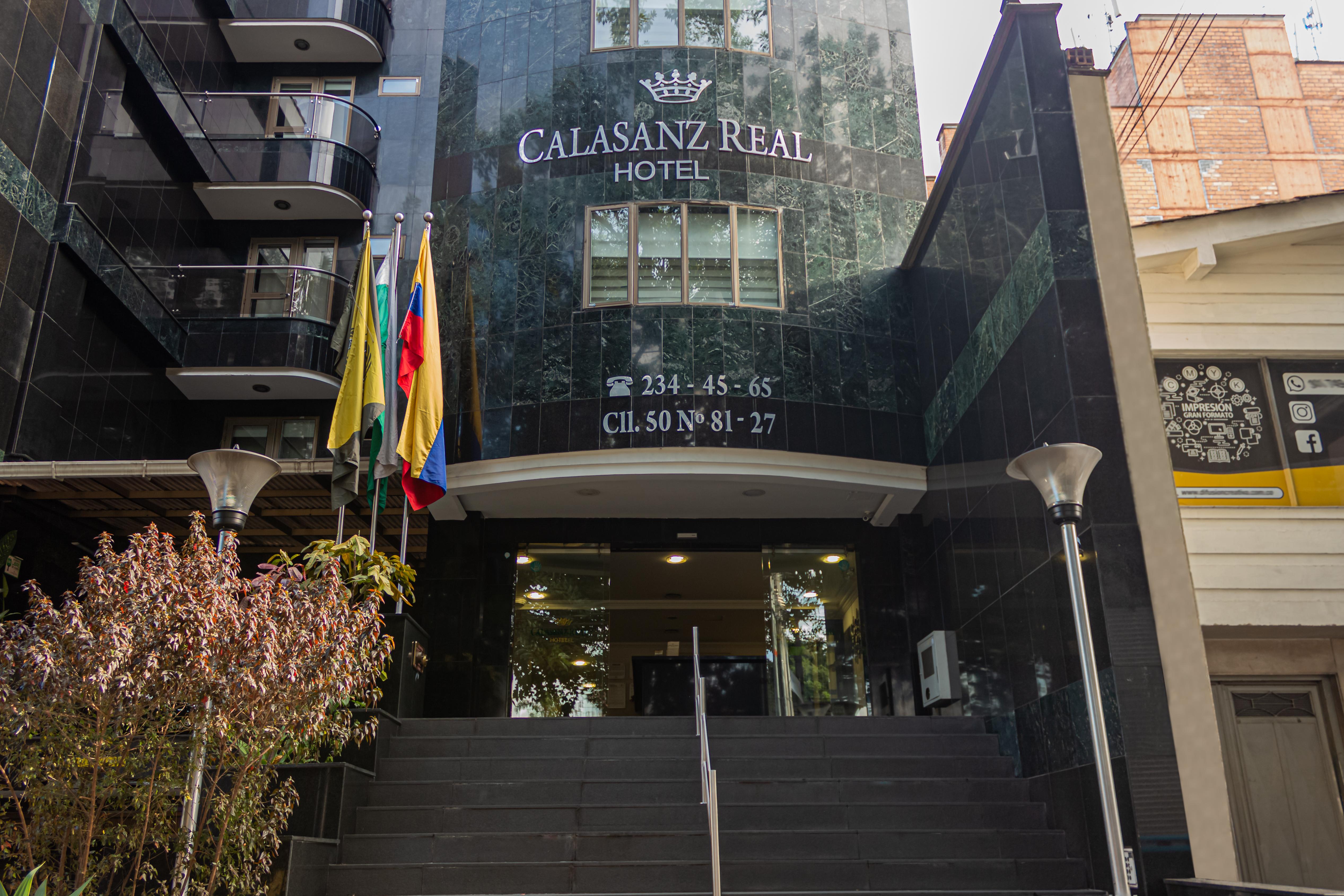 Hotel Calasanz Real Меделин Екстериор снимка