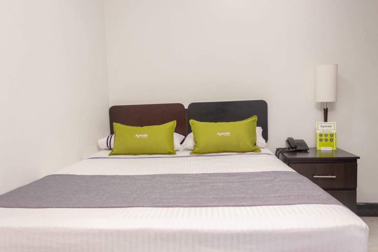 Hotel Calasanz Real Меделин Екстериор снимка