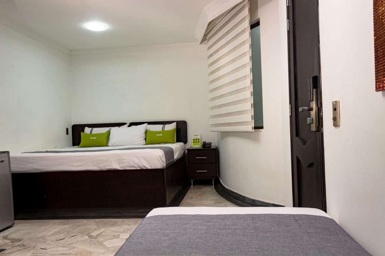 Hotel Calasanz Real Меделин Екстериор снимка